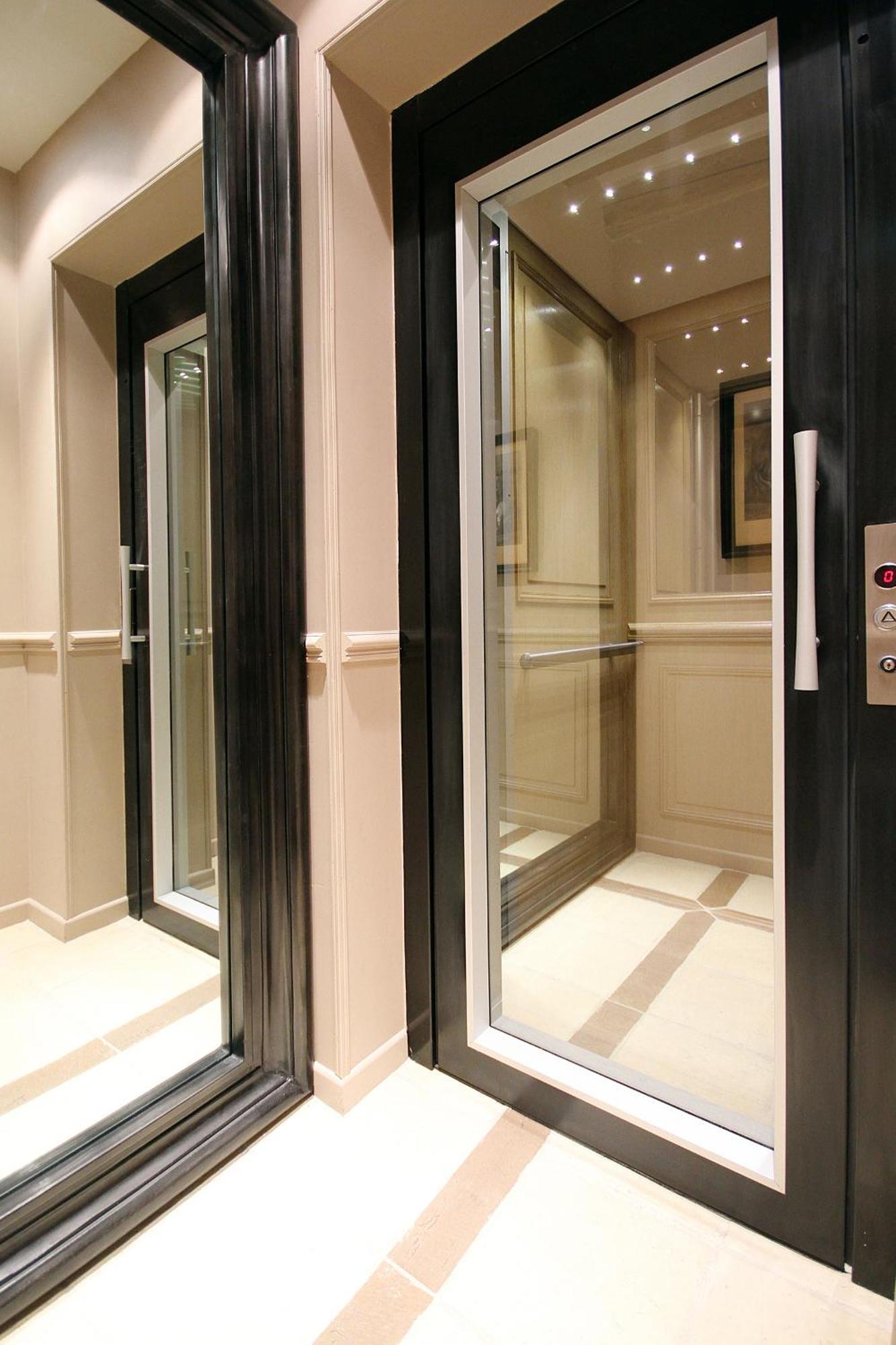 Hotel Saint-Louis Marais Paris Exterior photo